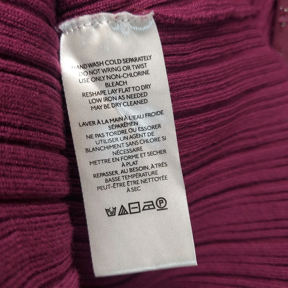 Anthropologie burgandy ribbed